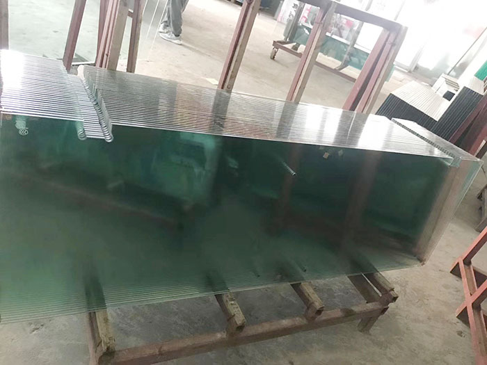 钢化玻璃厂家